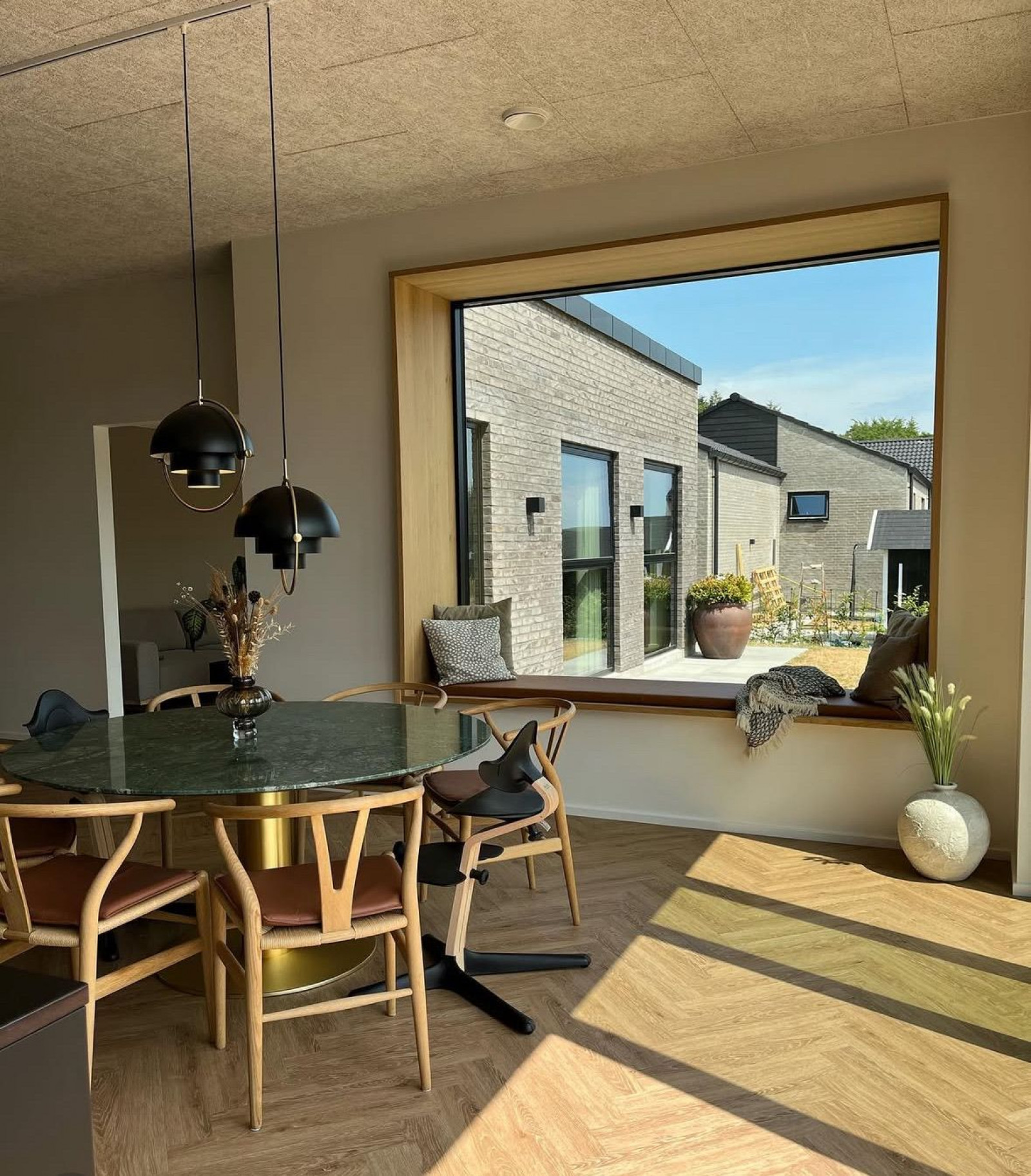 Arkitekttegnet villa – færdiggjort før konkurs