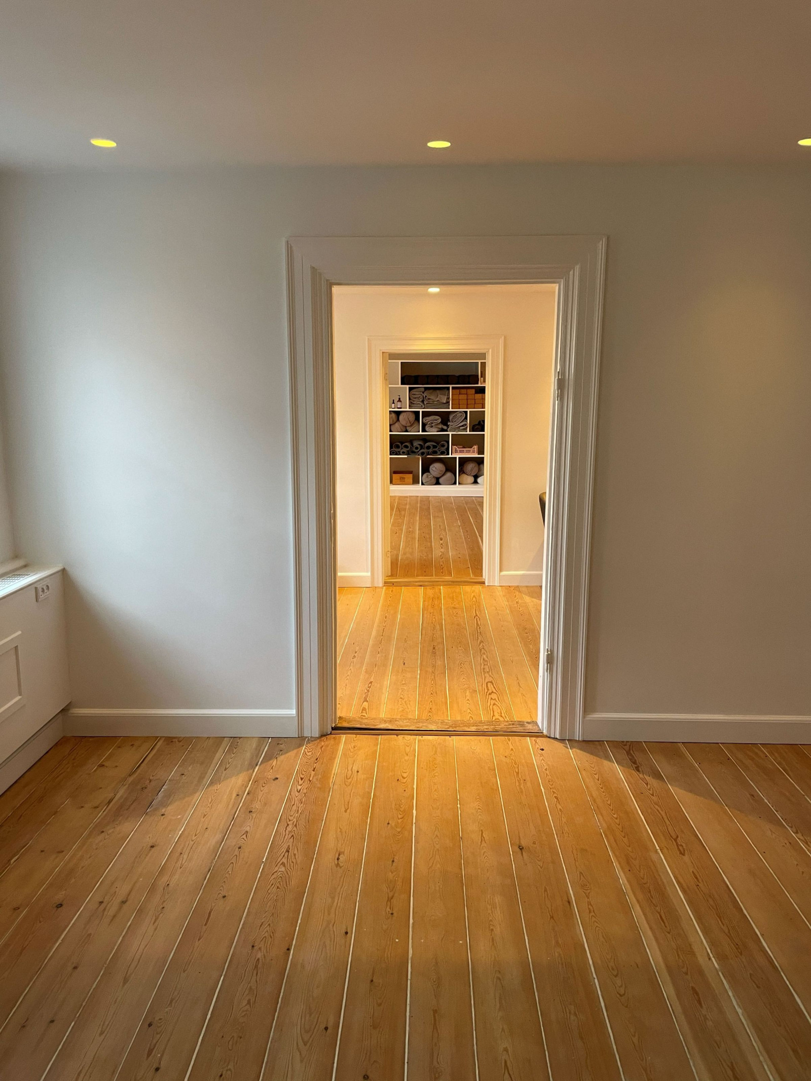 Nænsom renovering af over 100 år gammel lejlighed