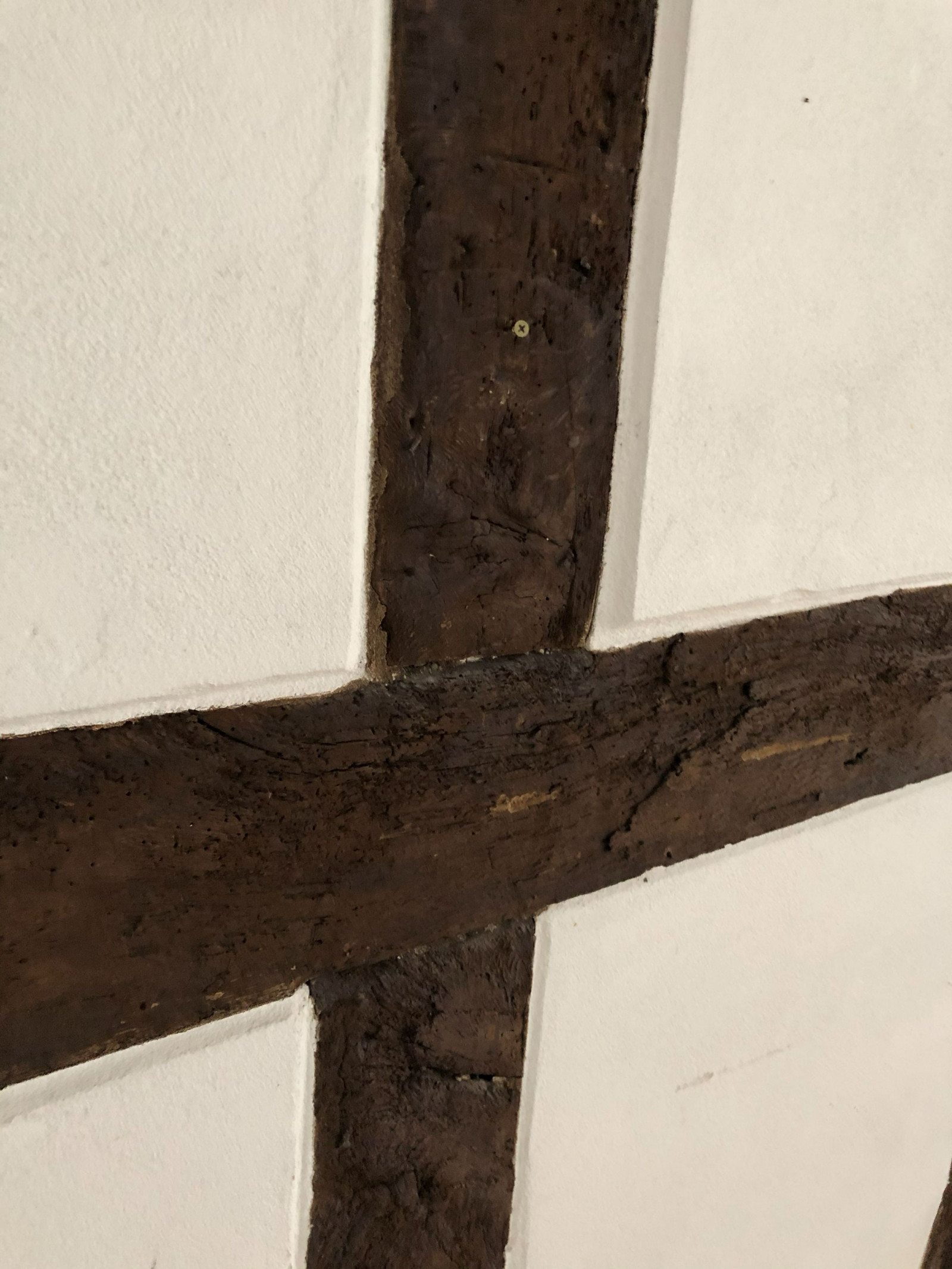 Nænsom renovering af over 100 år gammel lejlighed