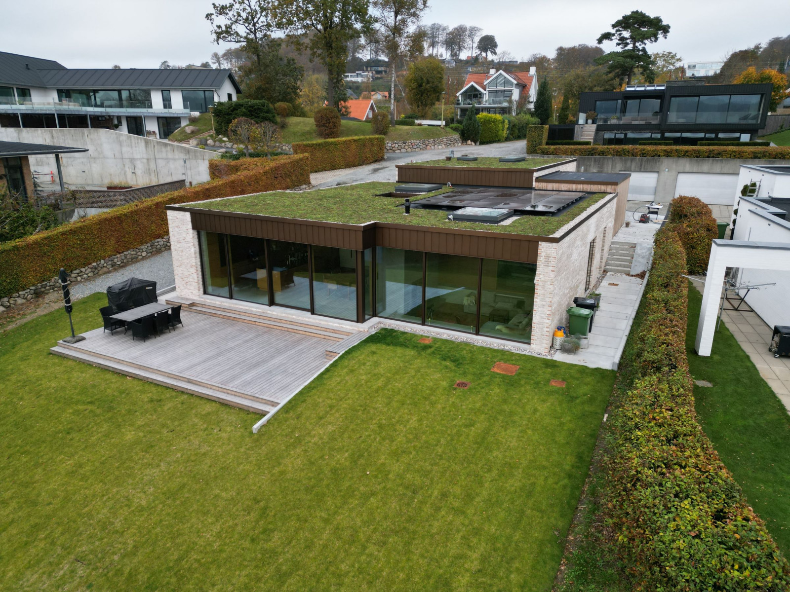 Arkitekttegnet villa – overtaget efter konkurs